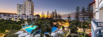 Oaks Gold Coast Calypso Plaza Suites