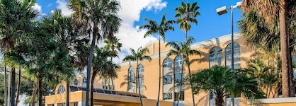 La Quinta Inn & Suites By Wyndham Fort Lauderdale Tamarac