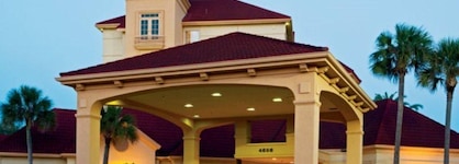 La Quinta Inn & Suites By Wyndham Jacksonville Butler Blvd