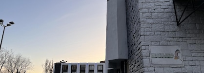 The Vic, Ascend Hotel Collection