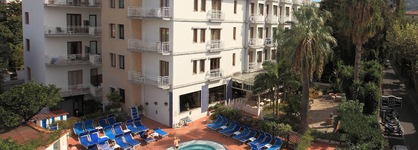 Hotel Caravel