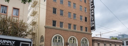 Hotel Carlton