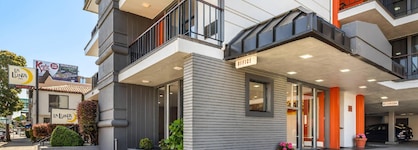 La Luna Inn, An Ascend Collection Hotel