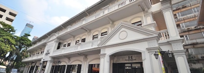 The Heritage Baan Silom