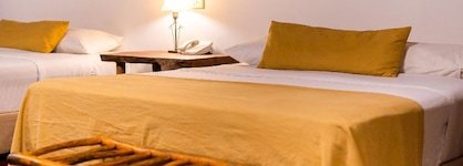 La Aldea De La Selva Lodge