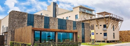 Porto Suites Natal Hotel