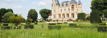 Château Hotel Grand Barrail