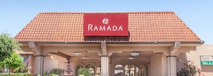 Ramada By Wyndham Fresno North