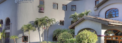 Alta Las Palomas Hotel