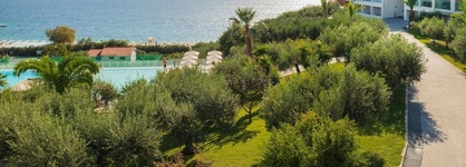 Akrathos Beach Hotel