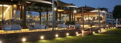 Minoa Palace Resort