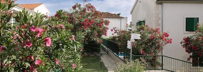 Aparthotel Pharia
