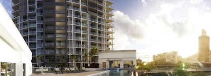 Oaks Townsville Gateway Suites