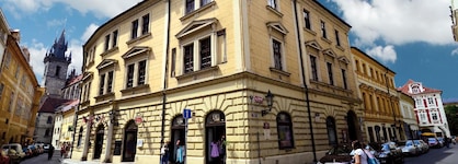 Hotel Metamorphis