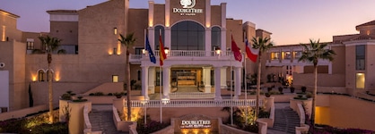 DoubleTree By Hilton La Torre Golf & Spa Resort