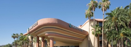 Embassy Suites Phoenix Biltmore