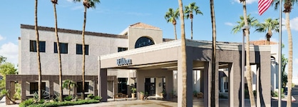 Hilton Phoenix Airport