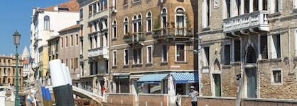 Palazzo Guardi