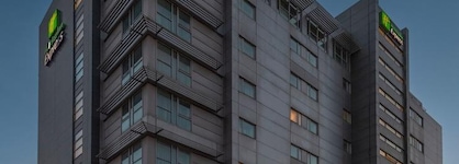 Holiday Inn Express Swindon City Centre By Ihg