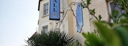 Bourne Hall Hotel