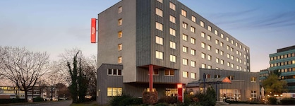 Ramada By Wyndham Bottrop