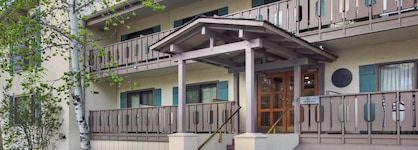 The Lodge At Vail, A Rockresort By Vail Resorts