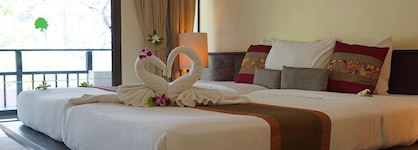 Palm Galleria Resort