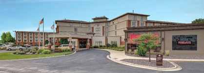 Doubletree By Hilton Hotel Bloomington
