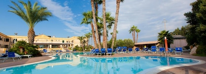 Delfino Beach Hotel