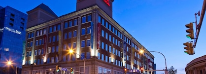 Hampton Inn & Suites Buffalo Downtown