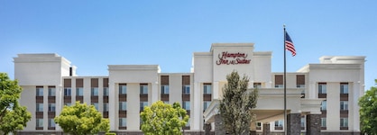 Hampton Inn & Suites Fresno