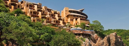 Cala De Mar Resort & Spa Ixtapa