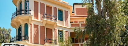 Kefalari Suites