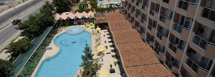 First Class Hotel