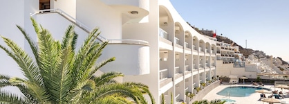 Apartamentos Cabau Altair