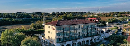 Hotel Rivus