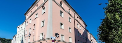 Premier Inn Passau Weisser Hase