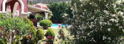 Villa De Loulia Hotel