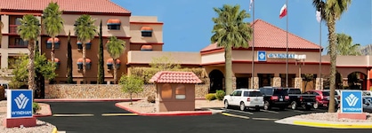 Wyndham El Paso Airport Hotel And Water Park