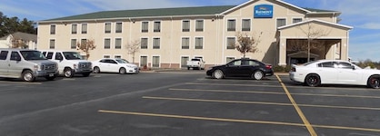 Baymont By Wyndham Augusta Riverwatch