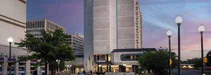 Hilton Crystal City at Washington Reagan National Airport