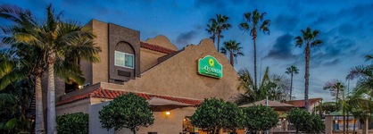 La Quinta Inn & Suites by Wyndham Carlsbad - Legoland Area
