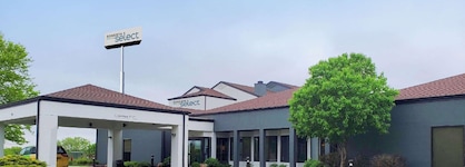 Sonesta Select Kansas City South Overland Park