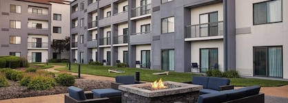 Courtyard By Marriott St. Louis Downtown West