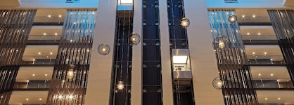 Sheraton Grand Tbilisi Metechi Palace