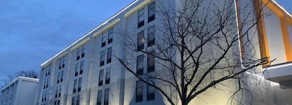 Wingate By Wyndham Baltimore Bwi Airport