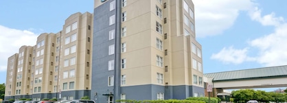 Homewood Suites By Hilton Dulles Int'l Airport