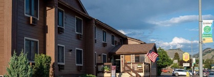 Super 8 By Wyndham Gardiner Yellowstone Park Area