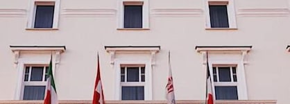 Hotel De La Ville