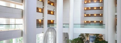 Renaissance Schaumburg Convention Center Hotel